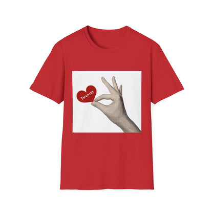 T-Shirt – Retro Hand Holding Heart 'I Love You' Graphic