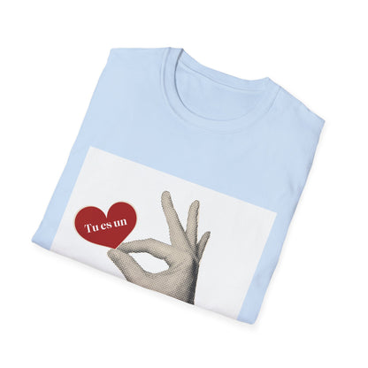 T-Shirt – Retro Hand Holding Heart 'I Love You' Graphic
