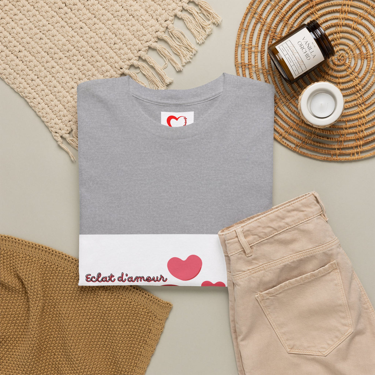 Heart Hug Tee — Cute "collet d'amour" Couple Hearts Valentine's T‑Shirt