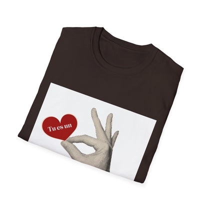 T-Shirt – Retro Hand Holding Heart 'I Love You' Graphic