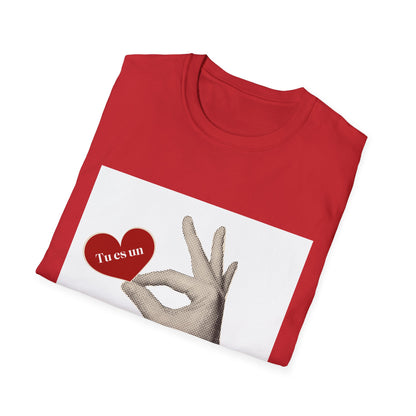 T-Shirt – Retro Hand Holding Heart 'I Love You' Graphic