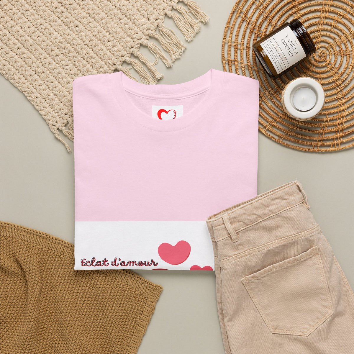 Heart Hug Tee — Cute "collet d'amour" Couple Hearts Valentine's T‑Shirt